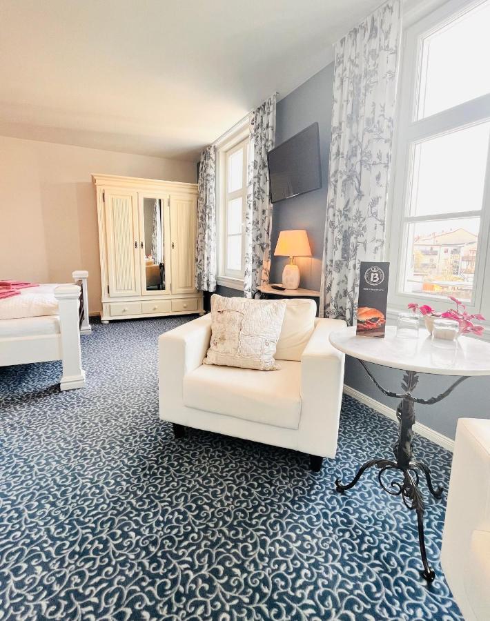 Pension Altstadt Moench In Top Lage Preis Inclusive 5 Prozent Bettensteuer Und Fruehstueck Штральзунд Екстер'єр фото