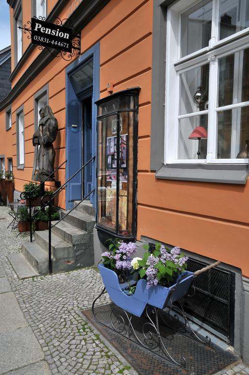 Pension Altstadt Moench In Top Lage Preis Inclusive 5 Prozent Bettensteuer Und Fruehstueck Штральзунд Екстер'єр фото